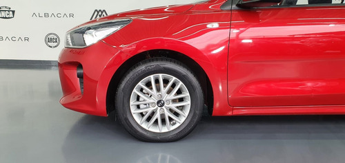 Imagen 10 de 15 de Kia Rio 2018 1.6 Hb Lx At