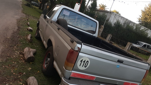 Ford F-100 4.9i