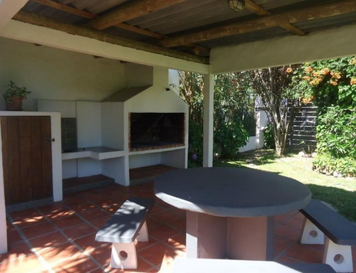 Imagen 14 de 17 de 3 Dormitorios | Calle 8 (ref: Bpv-4510)