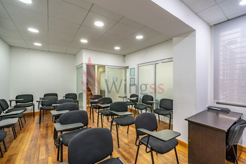Venta Oficina Pedro De Valdivia Con Cochera