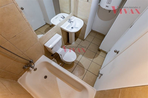 Imagen 16 de 26 de Arriendo Departamento 2 Dormitorios Y 1 Baño Santiago Centro