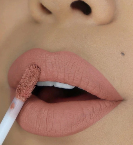 Moira Labial Liquido Matte Liquid Lips Tono Color 27 Goddess