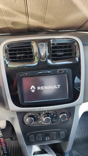 Renault Logan 1.6 Privilége Plus 105cv Nac