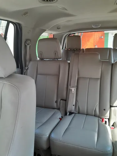 Ford Expedition 5.4 xlt v8 piel 4x2