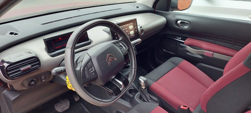 Imagen 11 de 14 de Citroën C4 Cactus 2018 1.2 Puretech 110 At6 S&s Shine
