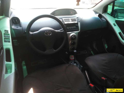 Toyota Yaris Automatico