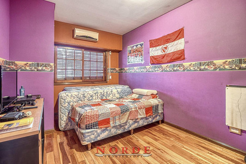 Venta Mataderos Montiel 1900 Casa 5 Ambientes Terraza Garaje