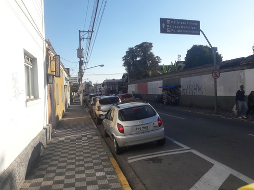 Imagem 3 de 3 de Alugo Loja No Centro Em Jacarei Com Estacionamento Próprio
