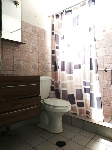 Casa De Un Piso Solida Pareo Simple Paradero 12
