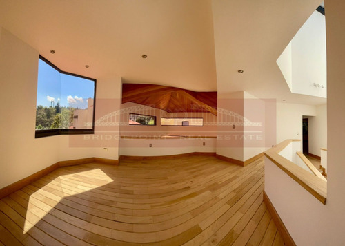 Gran Casa En Renta En Condominio En Pico De Sorata, Jardines De La Montaña, Cdmx.