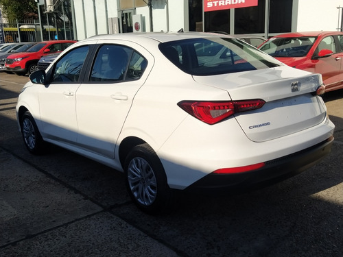 Imagen 7 de 15 de Fiat Cronos Attractive 1.3 My22 Financ Uber / Cabify / Beat