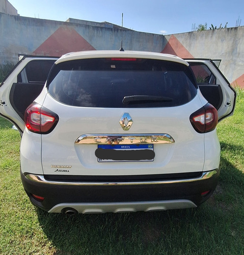Renault Captur 1.616v Intense Sce X-tronic 5p