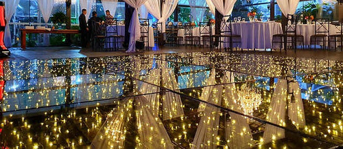 Imagem 3 de 5 de Pista De Dança De Led 2 Em 1 (paris E Efeito Led) Locação