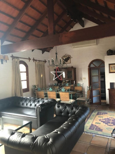 Casa, 3 Dormitorios, 2 Baños, Mansa, Punta Del Este, Venta- Ref: 809