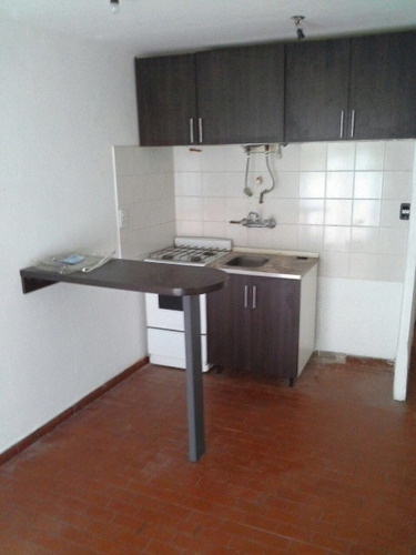 Imagen 3 de 4 de Monoambiente En Venta En Castelar Norte