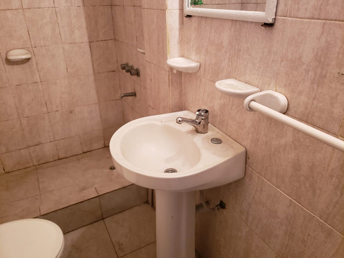 Imagen 23 de 23 de 2 Amb Venta Castelar C/patio - Entra. Independient