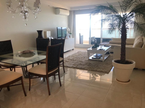 Imagen 4 de 24 de Apartamento En Venta De 3 Dormitorios En Playa Mansa (ref: Lij-5706)