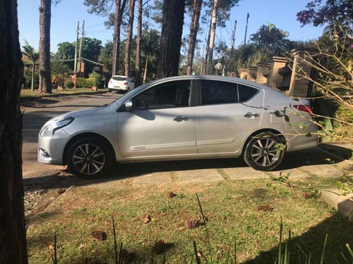 Nissan Versa 2018 1.6 16v Sl Aut. 4p