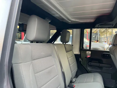 Jeep Wrangler 3.8 Unlimited Sahara 4x4 At