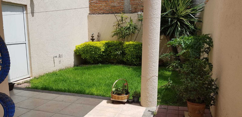 Imagen 13 de 13 de Casa En Fraccionamiento En Venta Punta Juriquilla