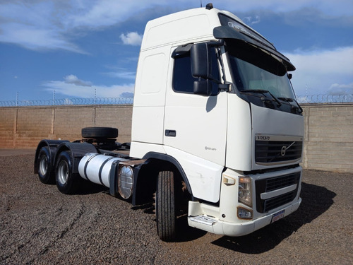 Imagem 2 de 3 de Volvo Fh 540 Ano 2013 #18629