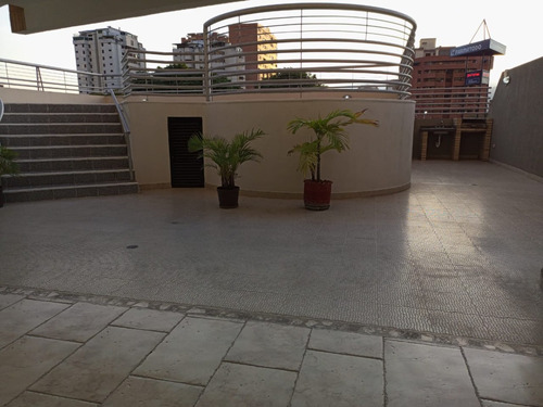 Imagen 29 de 30 de Pmmi Solo Clientes En Venta Penthouse Dúplex En La Trigaleña Alta, Ubicación Privilegiada, Con Espectacular Terraza Y Extraordinaria Vista Panorámica 360
