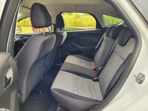 Ford Focus SE 1.6 16V TiVCT PowerShift