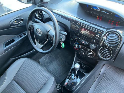 Toyota Etios XS Sedan 1.5 Flex 16V 4p Aut.