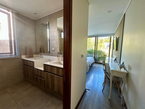 Excelente Casa Mediterránea Interior, Condominio Los Bravos
