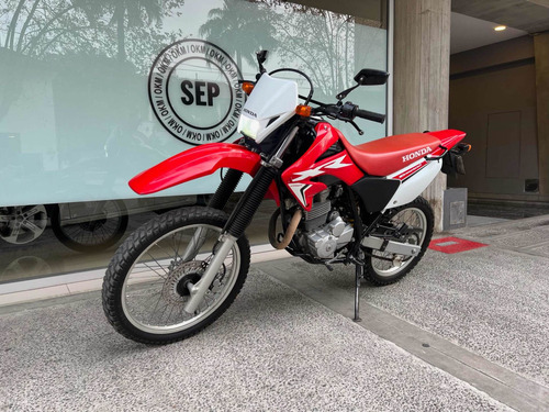 Imagen 4 de 9 de Honda Xr Tornado