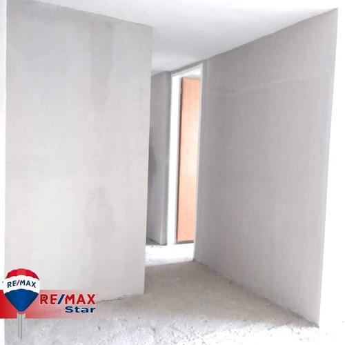 Imagen 6 de 8 de En Venta Apartamento Residencia Altavista Casa Club Zona Oeste