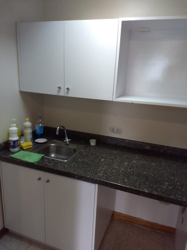 Imagen 4 de 5 de #1548 Oficina 87m2 Av. Romulo Gallegos