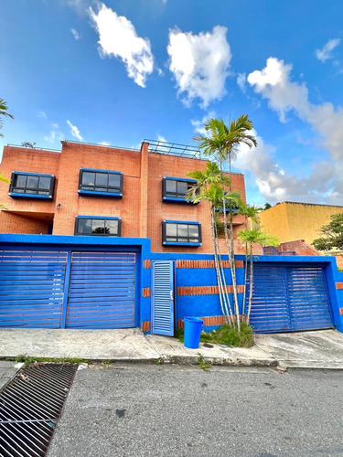 Anexo / Casa En Alquiler, Prados Del Este, Remodelado Y Amplio