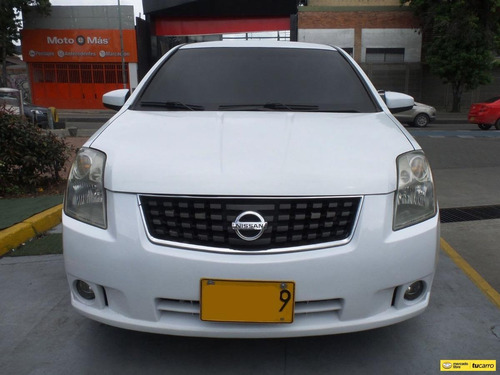 Imagen 2 de 15 de Nissan Sentra Sl Blindado