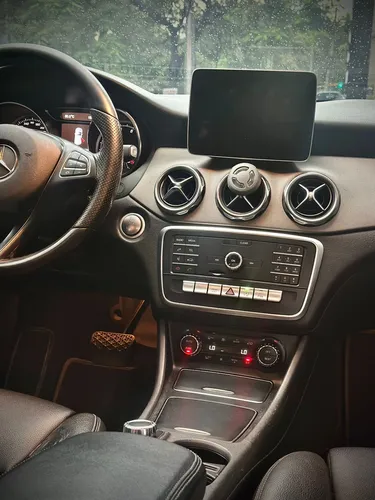 Mercedes-Benz Clase GLA 1.6 GLA200 Urban