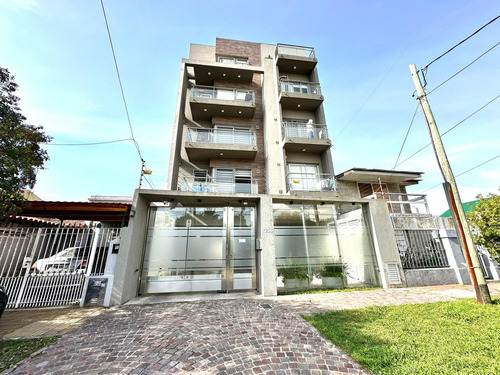 Departamento 3 Amb Balcón Y Doble Cochera Quilmes