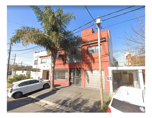 Casa En Venta 6 Ambientes Con Cochera Y Pileta