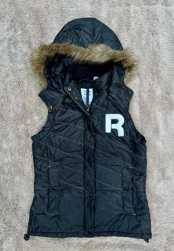 Chaleco Con Gorro De Peluche  Reebok Talla  S De Mujer