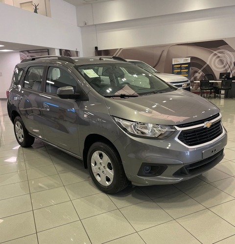 Imagen 2 de 22 de Chevrolet Spin 1.8 Nafta Lt Manual 5 Asientos 105cv 2023*