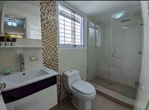 Imagen 6 de 10 de Espectacular Casa En Urb. El Castaño - Maracay 04146878567