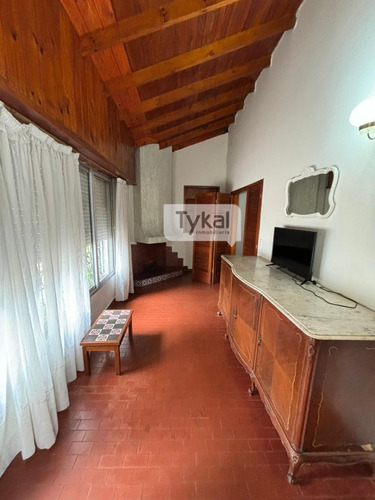 Chalet . Gas Nat. Cerca Del Mar. Wifi