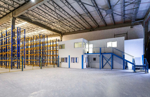 Arriendo Bodegas En Renca Desde 535 M2.