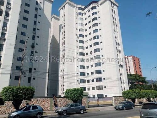Jv Vende Amplio Apartamento Ubicado En La Granja Naguanagua, Ubicado Frente Al Cc Paseo La Granja 