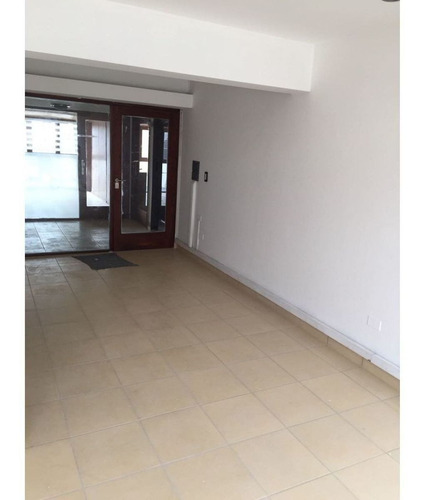 Imagen 4 de 8 de Vendo Oficina Comercial En Barrio Centro