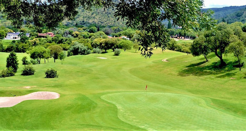 Lote En Potrerillo De Larreta 2800 M2 Fondo Golf