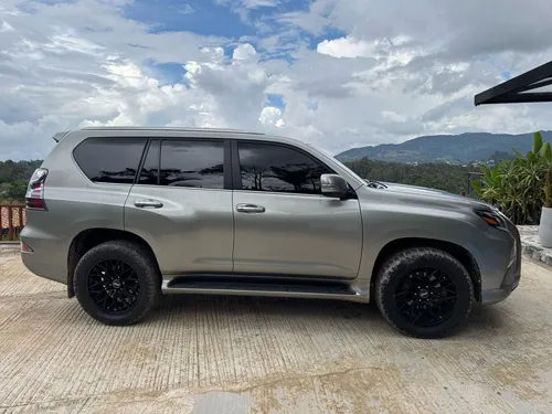 Lexus GX 4.6 460 Premium