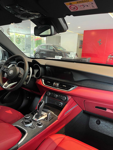 Imagen 3 de 9 de Alfa Romeo Stelvio Veloce 280cv Q4 My 2023