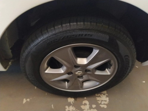 Renault Logan 1.6 DYNAMIQUE 8V FLEX 4P AUTOMATIZADO