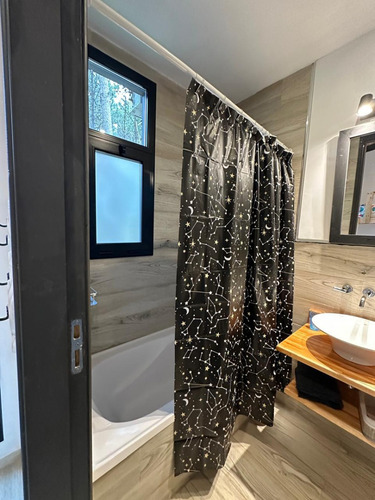 Barrio Cerrado Villarobles Cerca De Pinamar 6 Dormitorios En Suite, 7 Baños