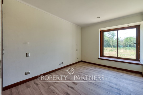 Sector Poniente, Casa Completamente Remodelada En ...